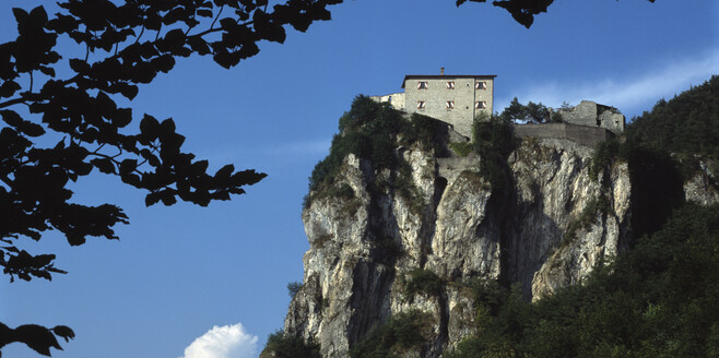 Castel San Giovanni - Bondone - ph. Consorzio turistico Valle del Chiese | © Castel San Giovanni - Bondone - ph. Consorzio turistico Valle del Chiese
