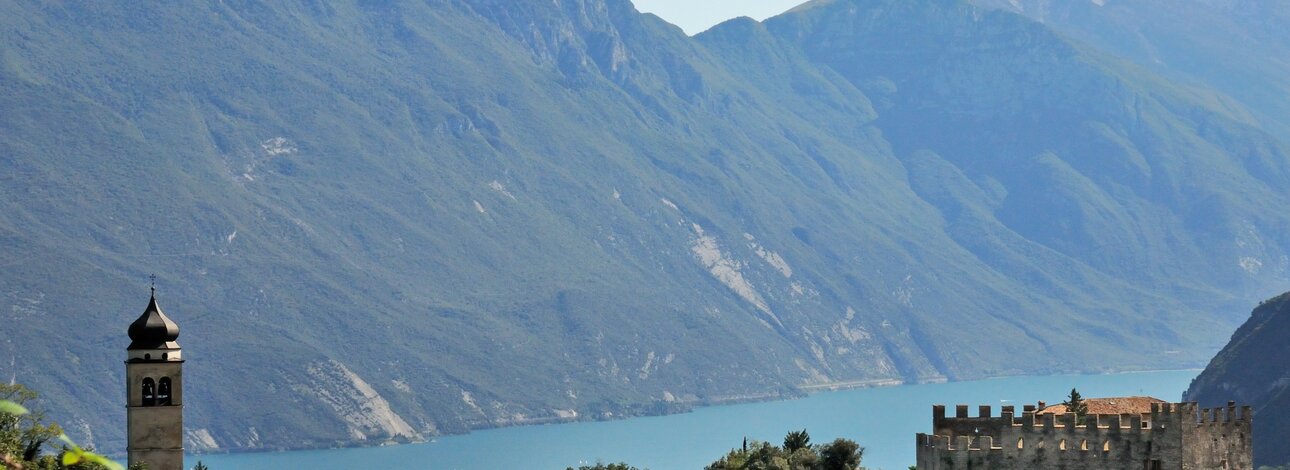 Tenno zwischen der Bergwelt und dem mildes Klima des Gardasees