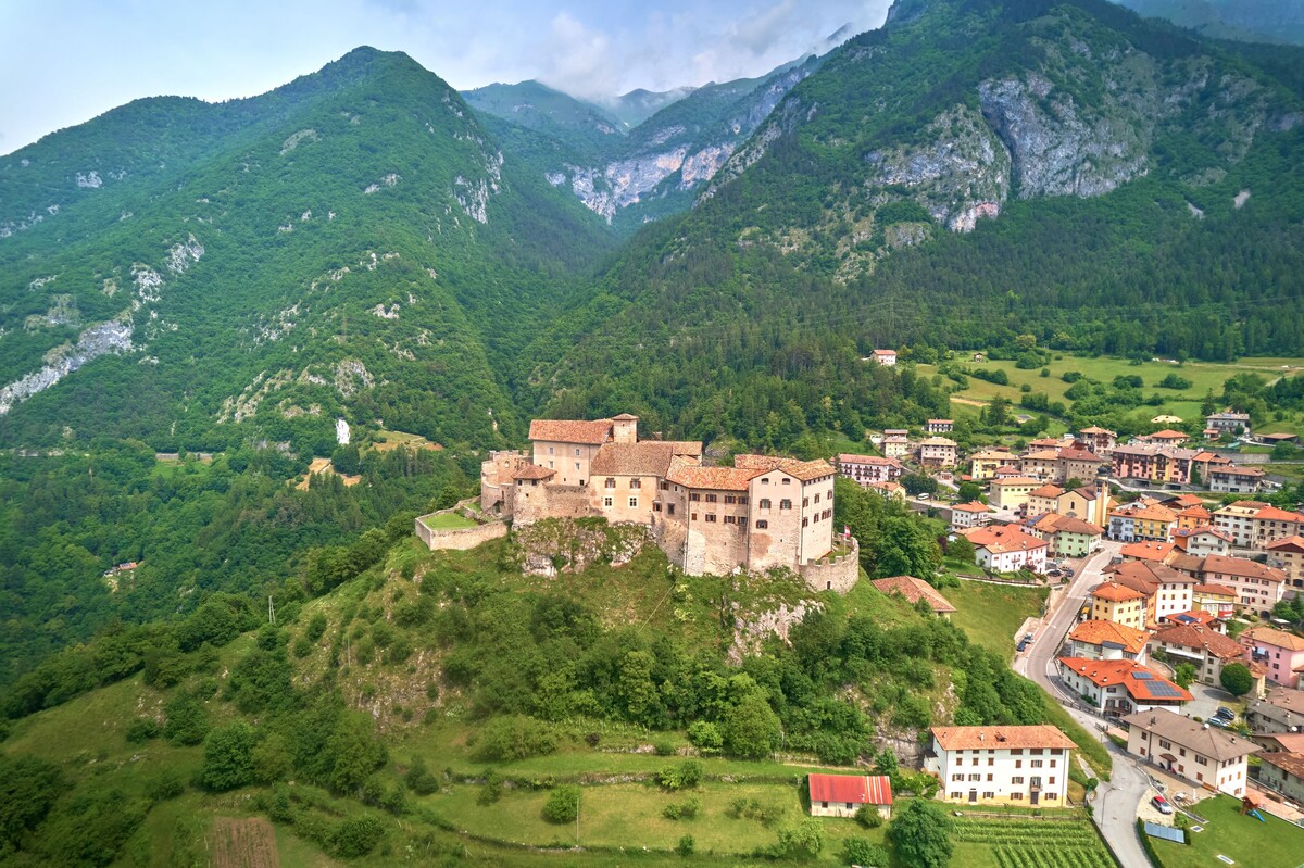 Stenico Castle - Sightseeing - Castles