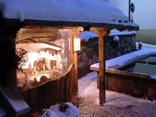 Tesero and its Christmas cribs