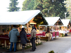 Auf dem Weihnachtsmarkt von Levico Terme