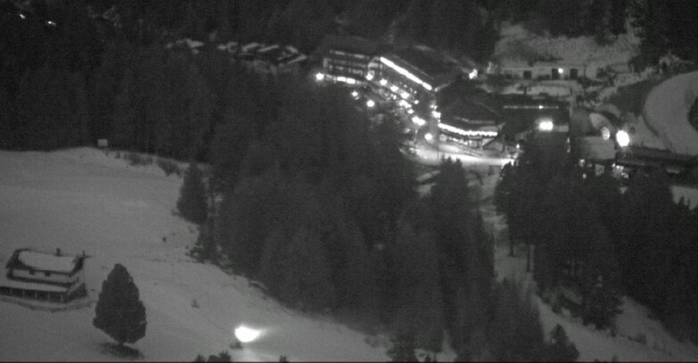 Webcam Пампеаго - Предаццо - Оберегген	 - Passo Feudo