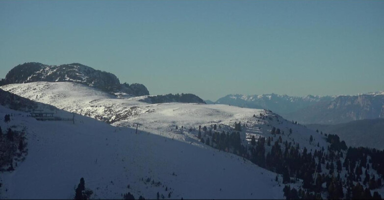 Webcam Pampeago  - Predazzo -  Obereggen - Chair lift Monte Agnello