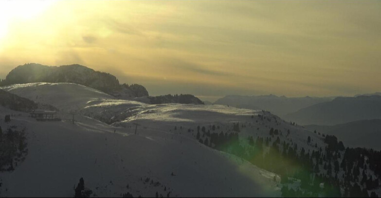 Webcam Pampeago  - Predazzo -  Obereggen - Chair lift Monte Agnello