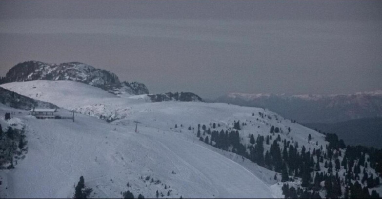 Webcam Pampeago  - Predazzo -  Obereggen - Chair lift Monte Agnello