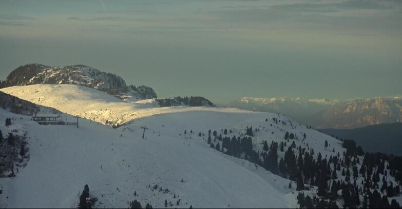 Webcam Pampeago  - Predazzo -  Obereggen - Chair lift Monte Agnello