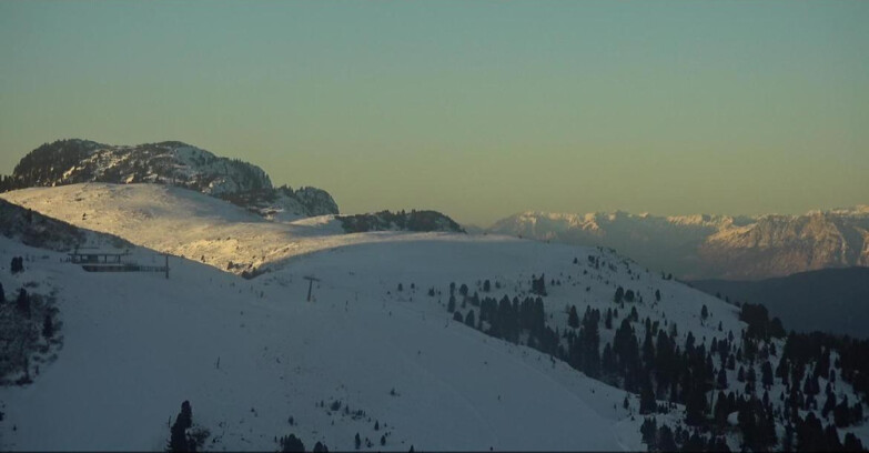 Webcam Pampeago  - Predazzo -  Obereggen - Chair lift Monte Agnello