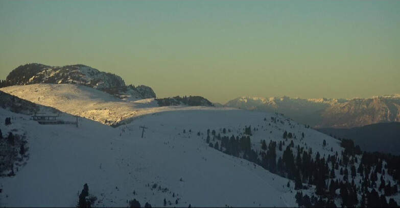 Webcam Pampeago  - Predazzo -  Obereggen - Chair lift Monte Agnello