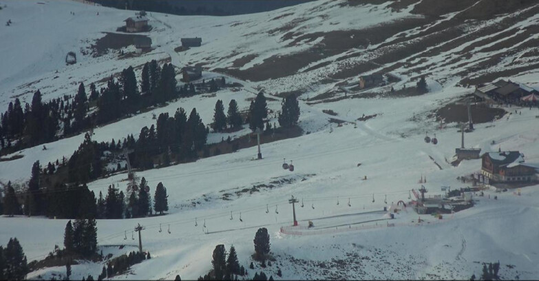 Webcam Pampeago  - Predazzo -  Obereggen - Zischg und Ganischger Berghütten