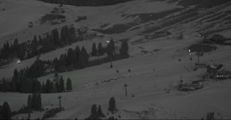 Webcam Pampeago  - Predazzo -  Obereggen - Zischg und Ganischger Berghütten