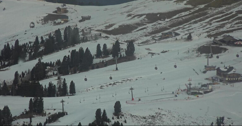 Webcam Pampeago  - Predazzo -  Obereggen - Zischg und Ganischger Berghütten