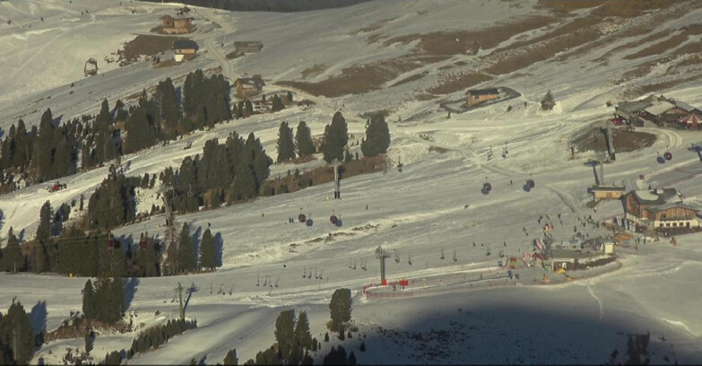 Webcam Pampeago  - Predazzo -  Obereggen - Zischg und Ganischger Berghütten