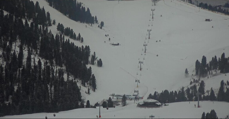 Webcam Пампеаго - Предаццо - Оберегген	 - Chair lift Obereggen