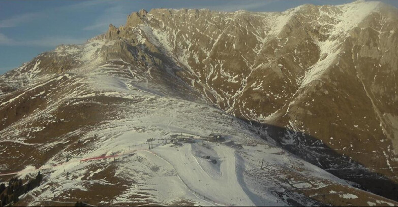 Webcam Pampeago  - Predazzo -  Obereggen - Mountain hut Passo Feudo