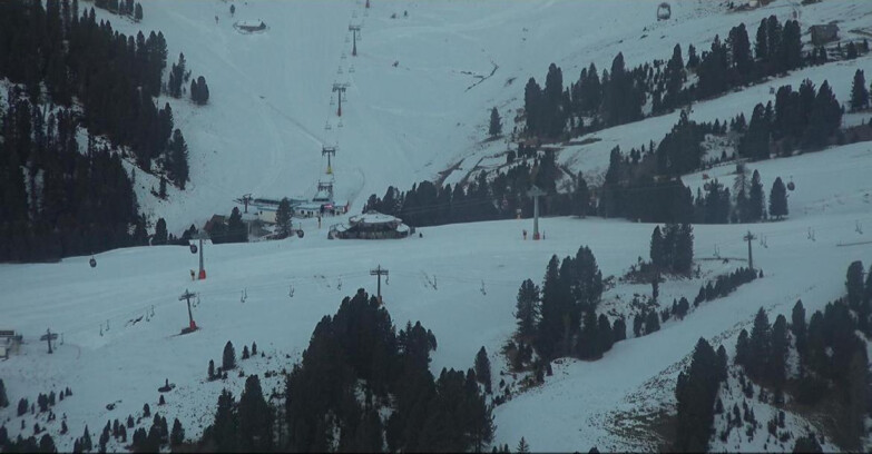 Webcam Pampeago  - Predazzo -  Obereggen - Mountain hut Latemar