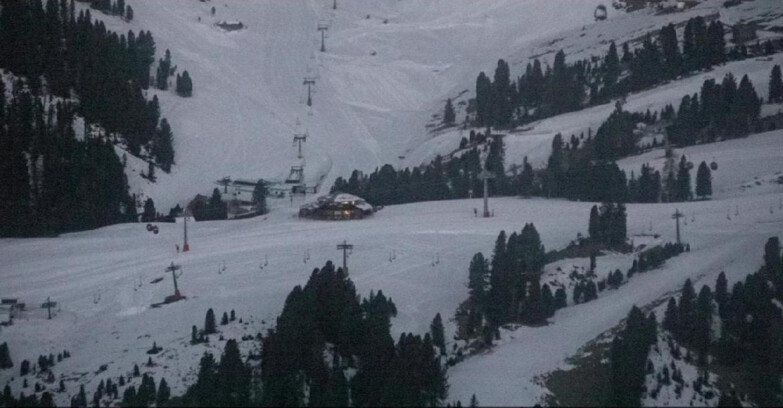 Webcam Pampeago  - Predazzo -  Obereggen - Mountain hut Latemar