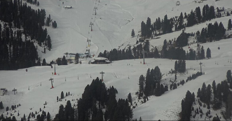 Webcam Pampeago  - Predazzo -  Obereggen - Mountain hut Latemar