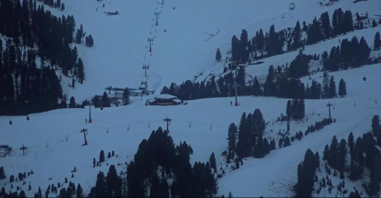 Webcam Pampeago  - Predazzo -  Obereggen - Mountain hut Latemar