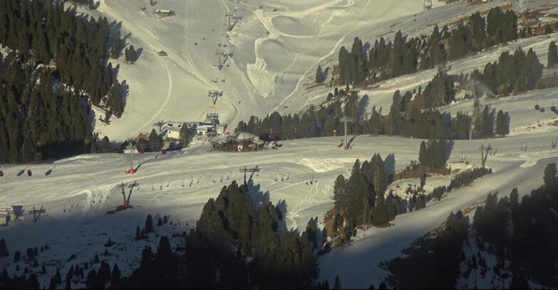 Webcam Pampeago  - Predazzo -  Obereggen - Mountain hut Latemar