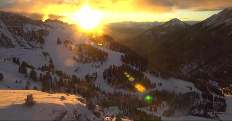 Webcam Пампеаго - Предаццо - Оберегген	 - Pista Agnello