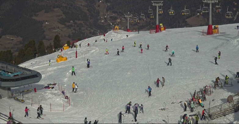 Webcam Alpe Cermis  - Chairlift and slope Lagorai