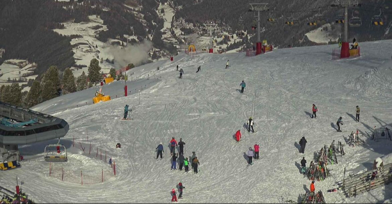 Webcam Alpe Cermis - Sesselbahn und Piste Lagorai