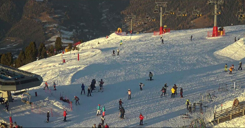 Webcam Alpe Cermis  - Chairlift and slope Lagorai