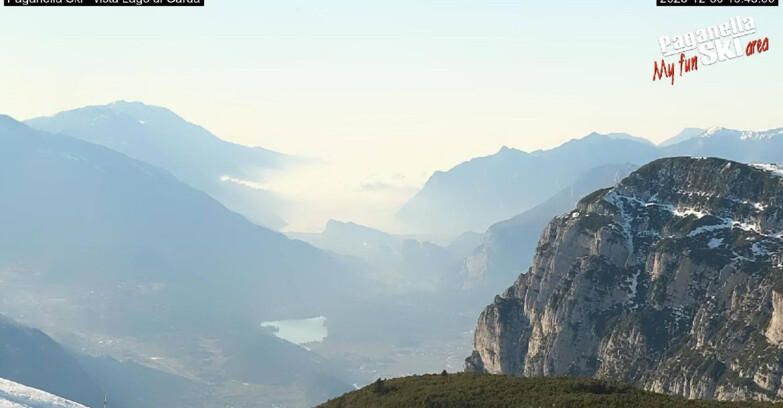 Webcam Paganella Ski -Андало-Фаи-делла-Паганелла  - Vista Lago di Garda