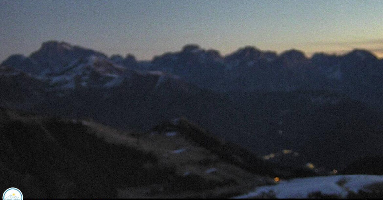 Webcam Passo Brocon-Marande - Brocon Pass and Pale di S.Martino 