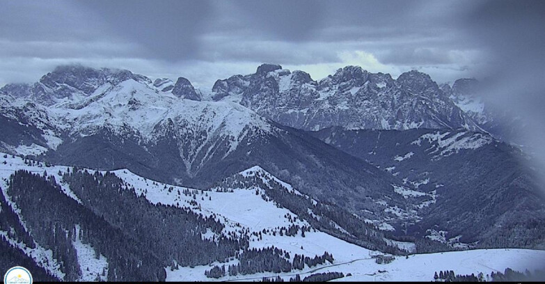 Webcam Маранде - Brocon Pass and Pale di S.Martino 