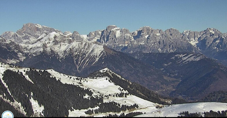 Webcam Passo Brocon-Marande - Brocon Pass und Pale di S.Martino 