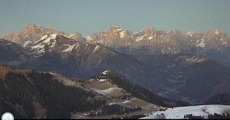 Webcam Маранде - Brocon Pass and Pale di S.Martino 