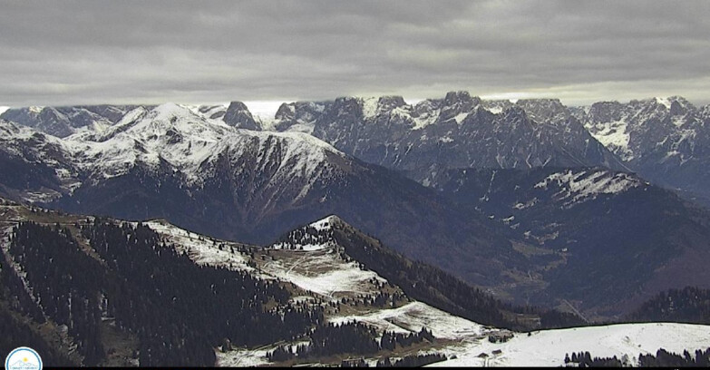 Webcam Passo Brocon-Marande - Passo Brocon e Pale di S.Martino
