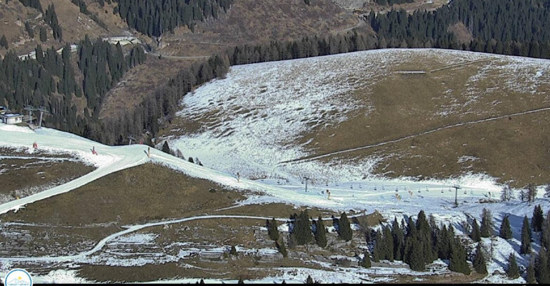 Webcam Passo Brocon-Marande - Chair lift Valfontane