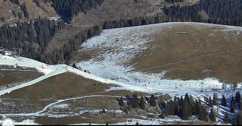 Webcam Passo Brocon-Marande - Chair lift Valfontane