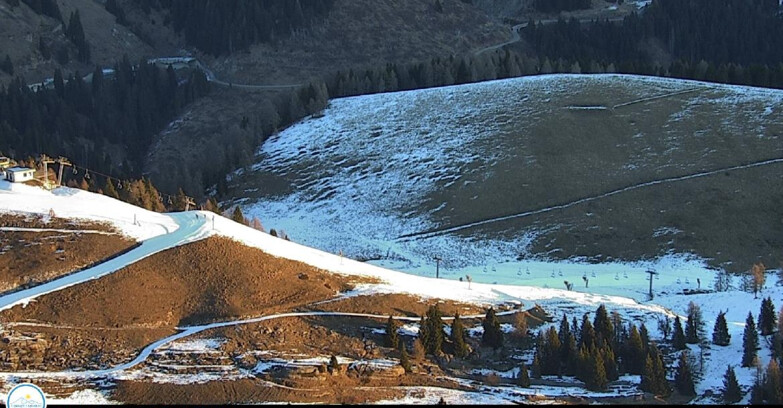 Webcam Passo Brocon-Marande - Chair lift Valfontane