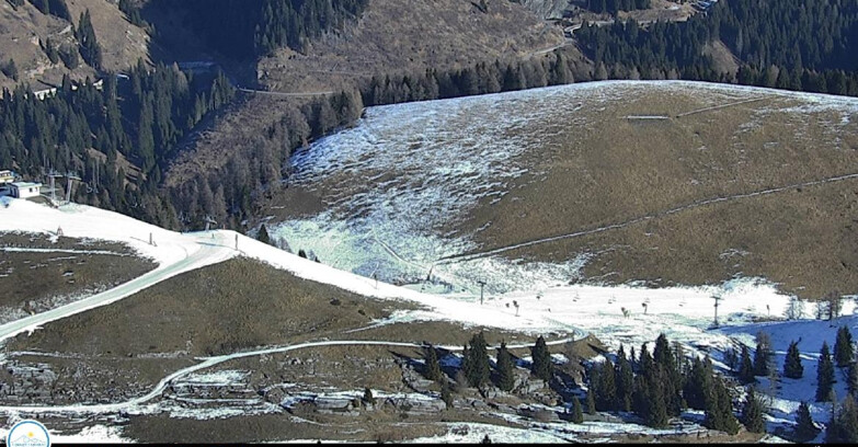 Webcam Passo Brocon-Marande - Chair lift Valfontane