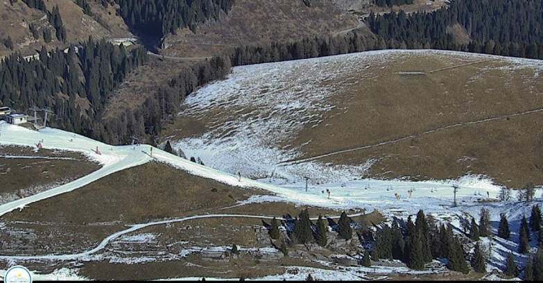 Webcam Passo Brocon-Marande - Chair lift Valfontane