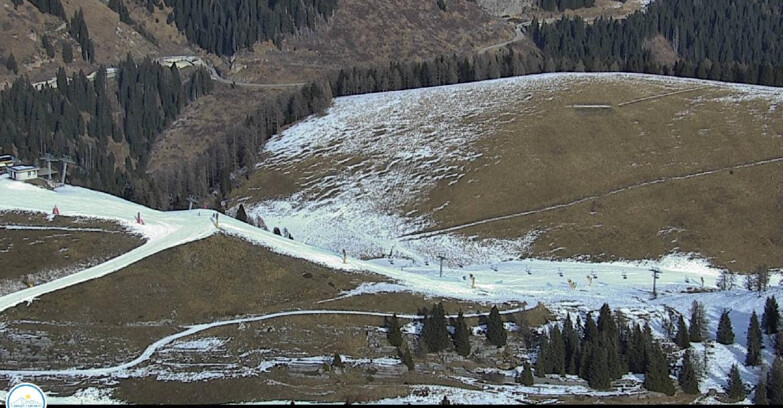 Webcam Passo Brocon-Marande - Chair lift Valfontane