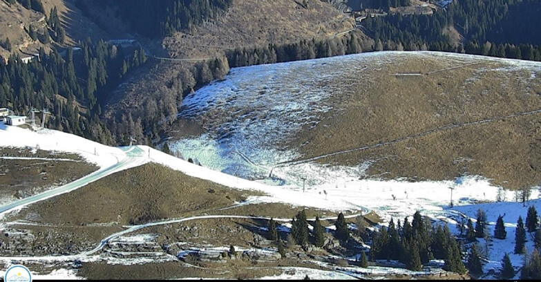 Webcam Passo Brocon-Marande - Chair lift Valfontane