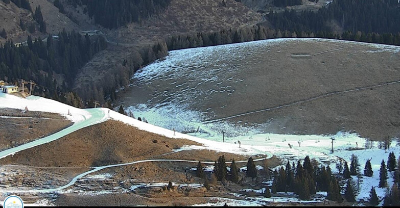 Webcam Passo Brocon-Marande - Chair lift Valfontane