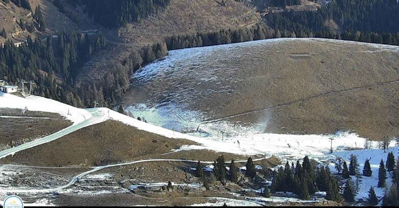 Webcam Passo Brocon-Marande - Chair lift Valfontane