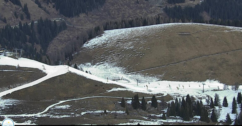 Webcam Passo Brocon-Marande - Chair lift Valfontane