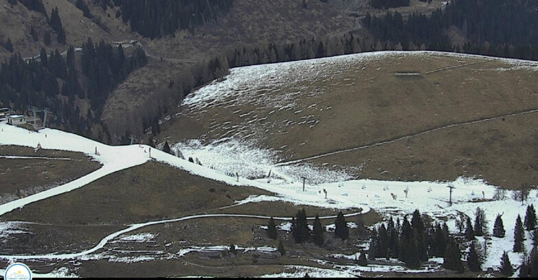 Webcam Passo Brocon-Marande - Chair lift Valfontane