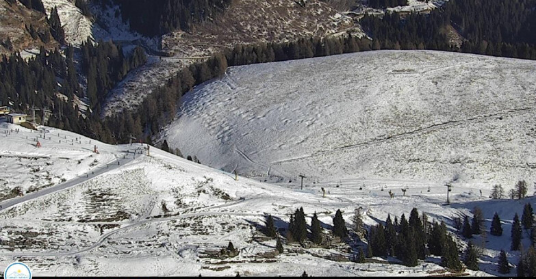 Webcam Passo Brocon-Marande - Chair lift Valfontane