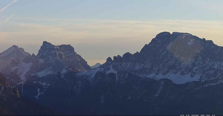 Webcam Passo San Pellegrino-Falcade  - Pelmo e Civetta