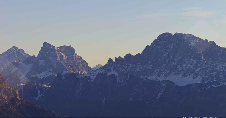 Webcam Passo San Pellegrino-Falcade - Pelmo e Civetta