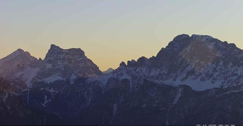Webcam Passo San Pellegrino-Falcade - Pelmo e Civetta