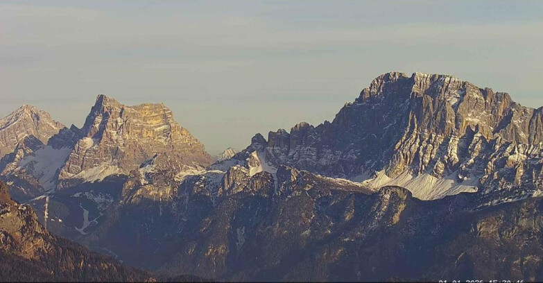 Webcam Пассо Сан-Пеллегрино-Фалькаде  - Pelmo e Civetta