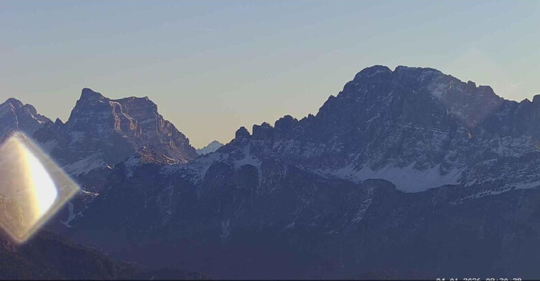 Webcam Passo San Pellegrino-Falcade  - Pelmo e Civetta